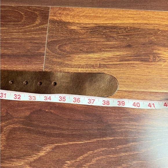 LIZ CLAIBORNE Brown Leather Belt Size Medium - Picture 7 of 7